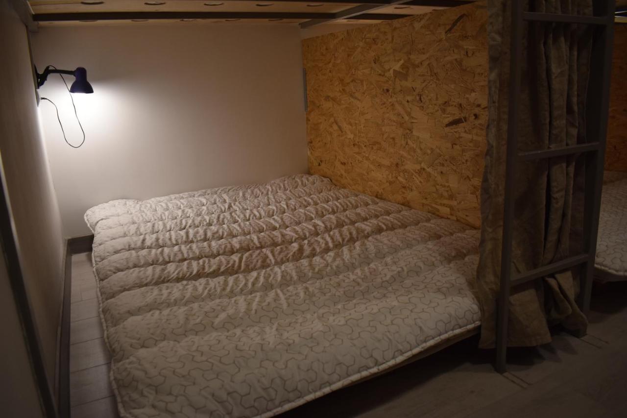 Sleep Studio Hostel Jerevan Buitenkant foto