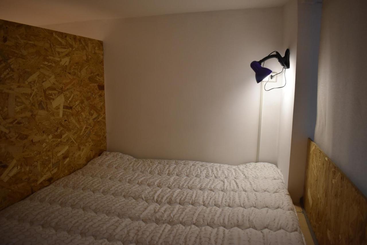 Sleep Studio Hostel Jerevan Buitenkant foto
