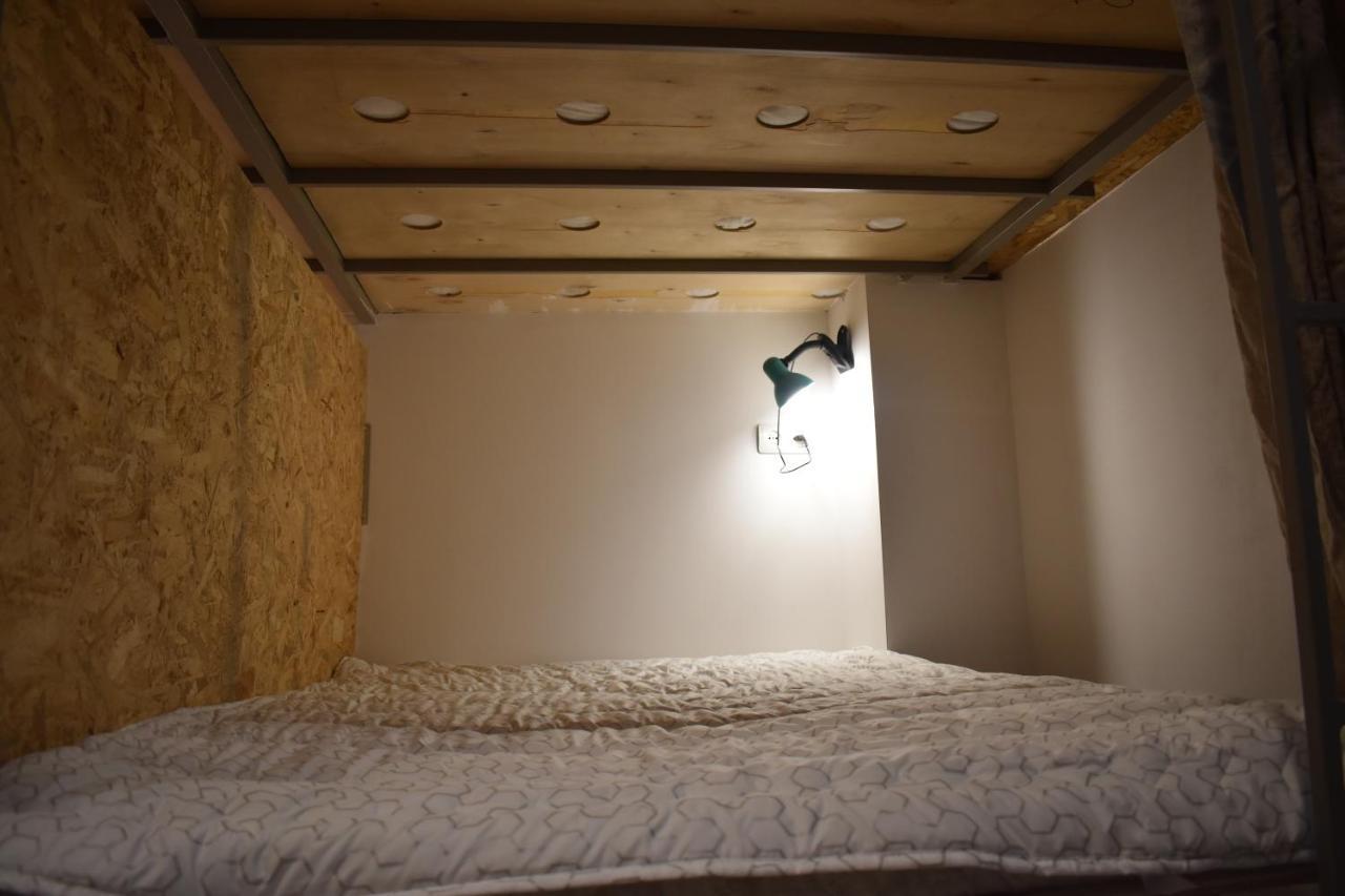 Sleep Studio Hostel Jerevan Buitenkant foto