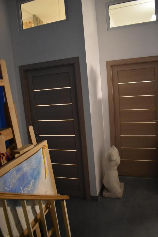 Sleep Studio Hostel Jerevan Buitenkant foto