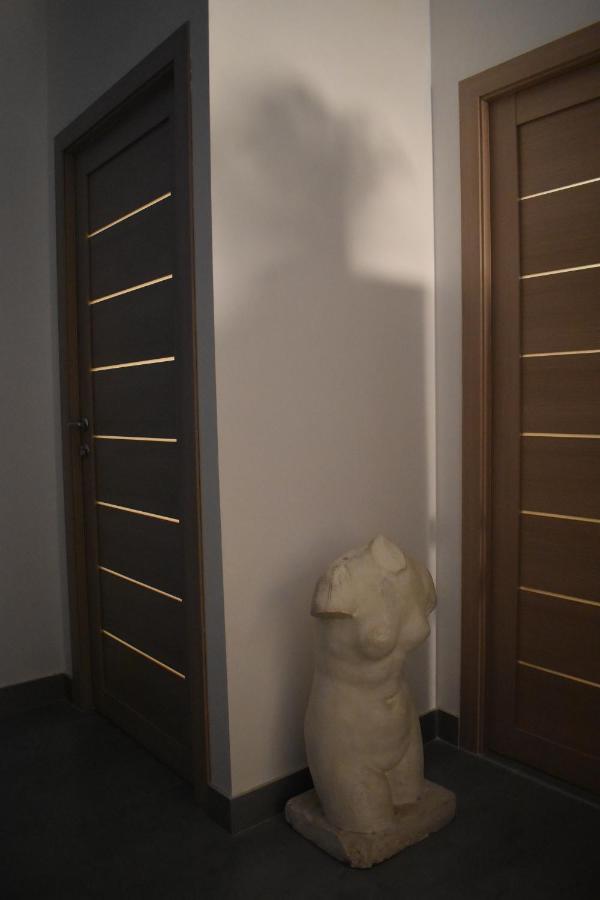 Sleep Studio Hostel Jerevan Buitenkant foto