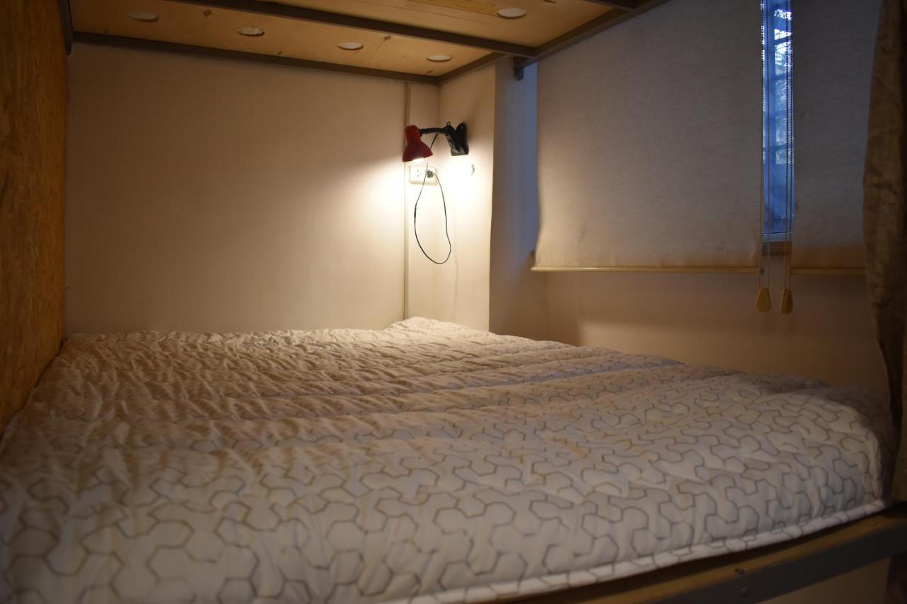 Sleep Studio Hostel Jerevan Buitenkant foto