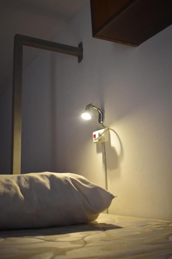 Sleep Studio Hostel Jerevan Buitenkant foto