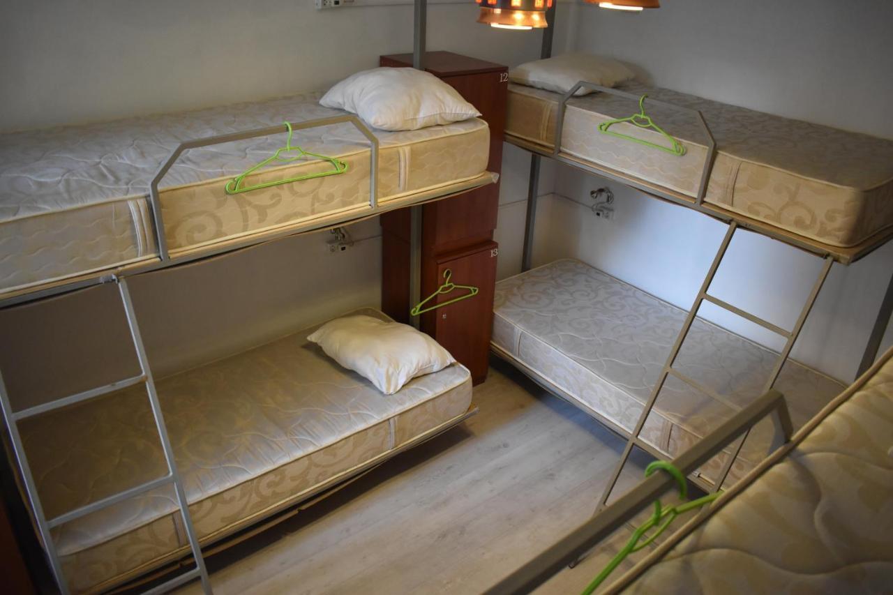 Sleep Studio Hostel Jerevan Buitenkant foto